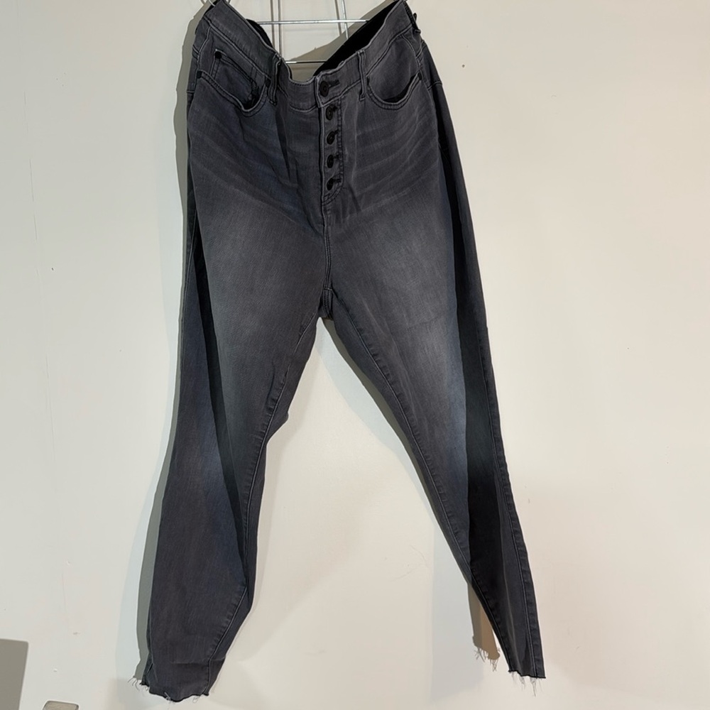 BNWT Torrid Bombshell Skinny SuperSoft HighRise